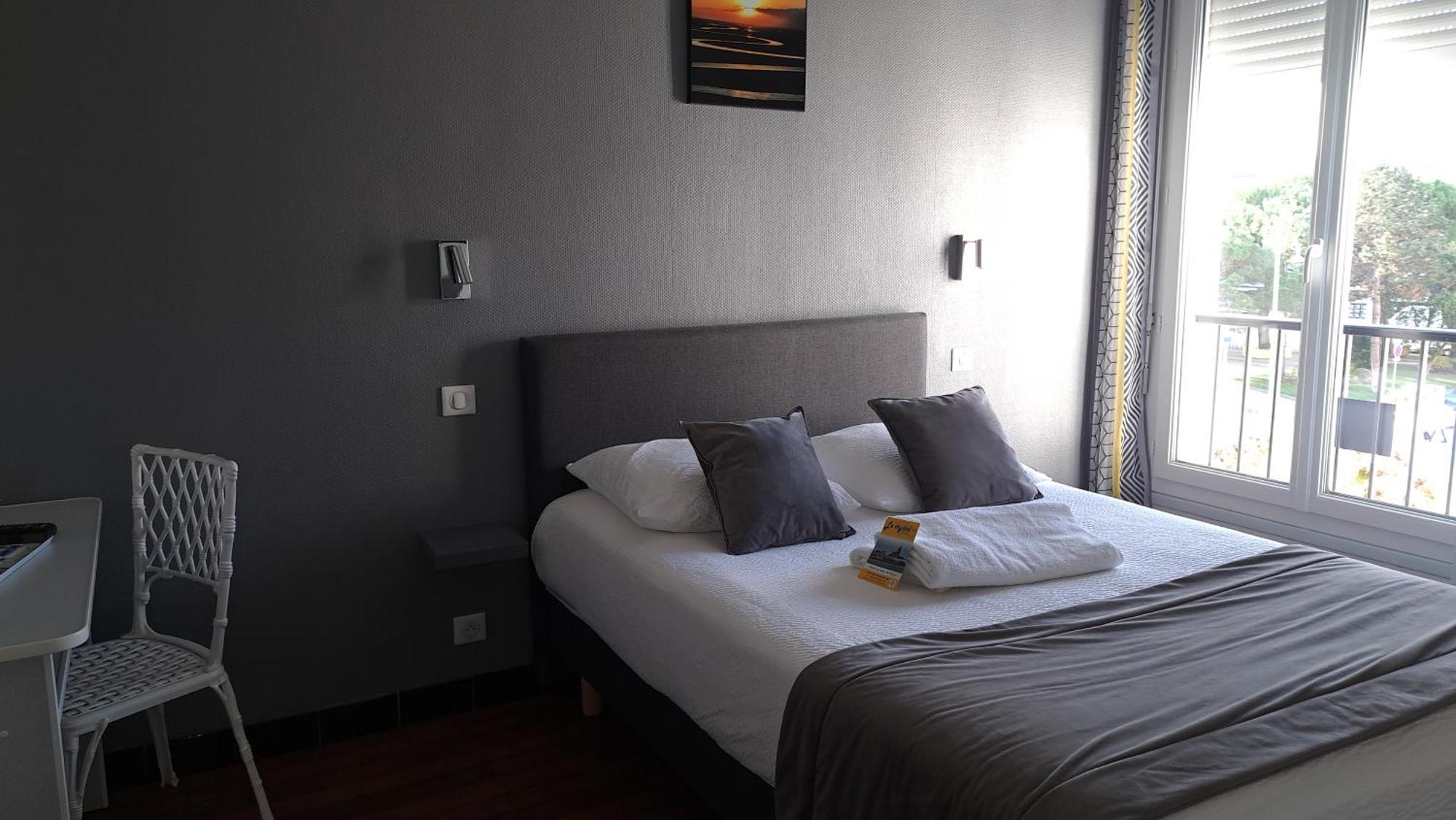 Crystal Hotel Руайян Экстерьер фото