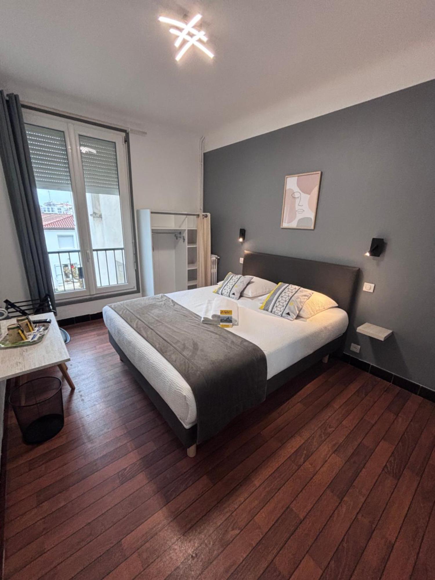 Crystal Hotel Руайян Экстерьер фото